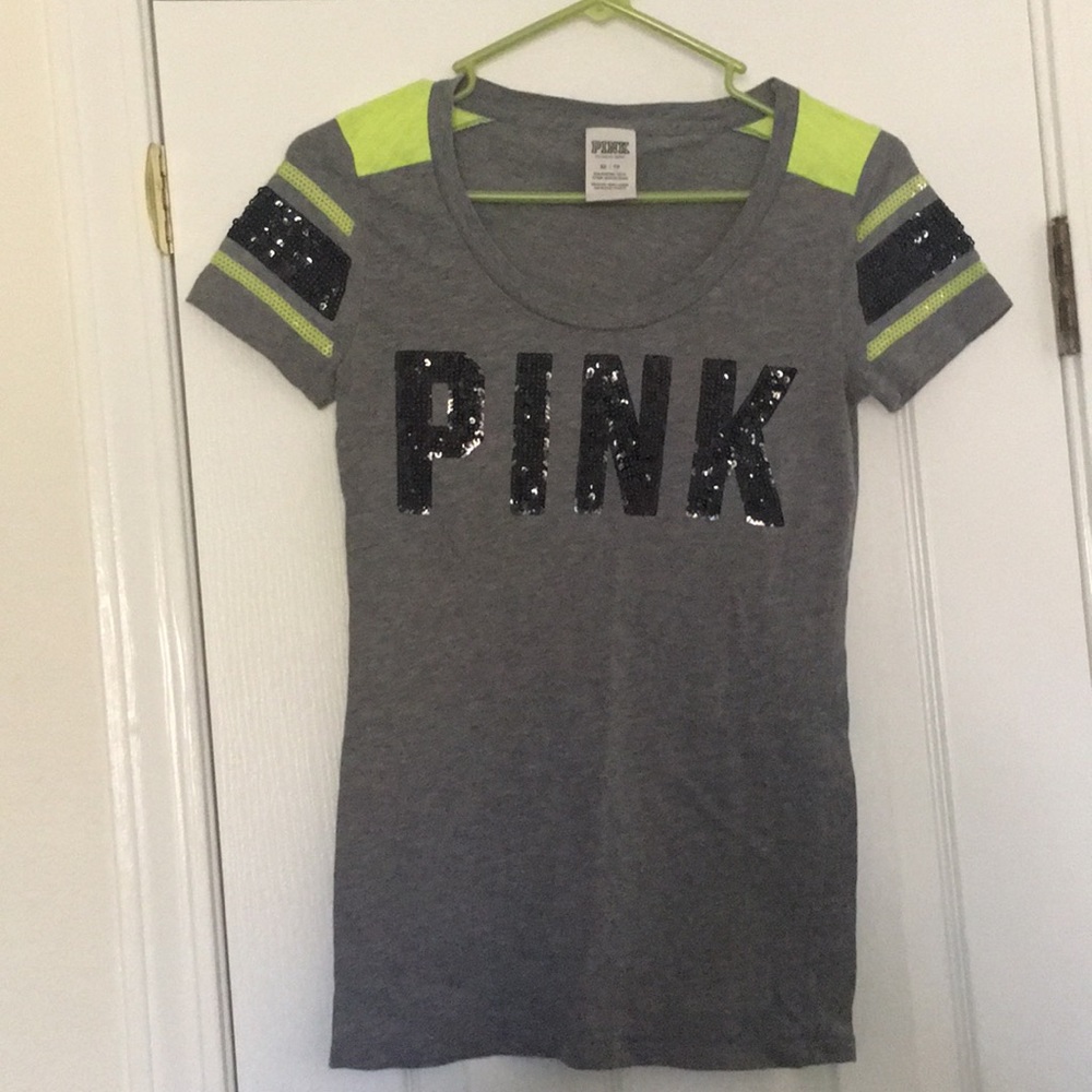 🎉 SALE 🎉 PINK Victoria’s Secret shirt